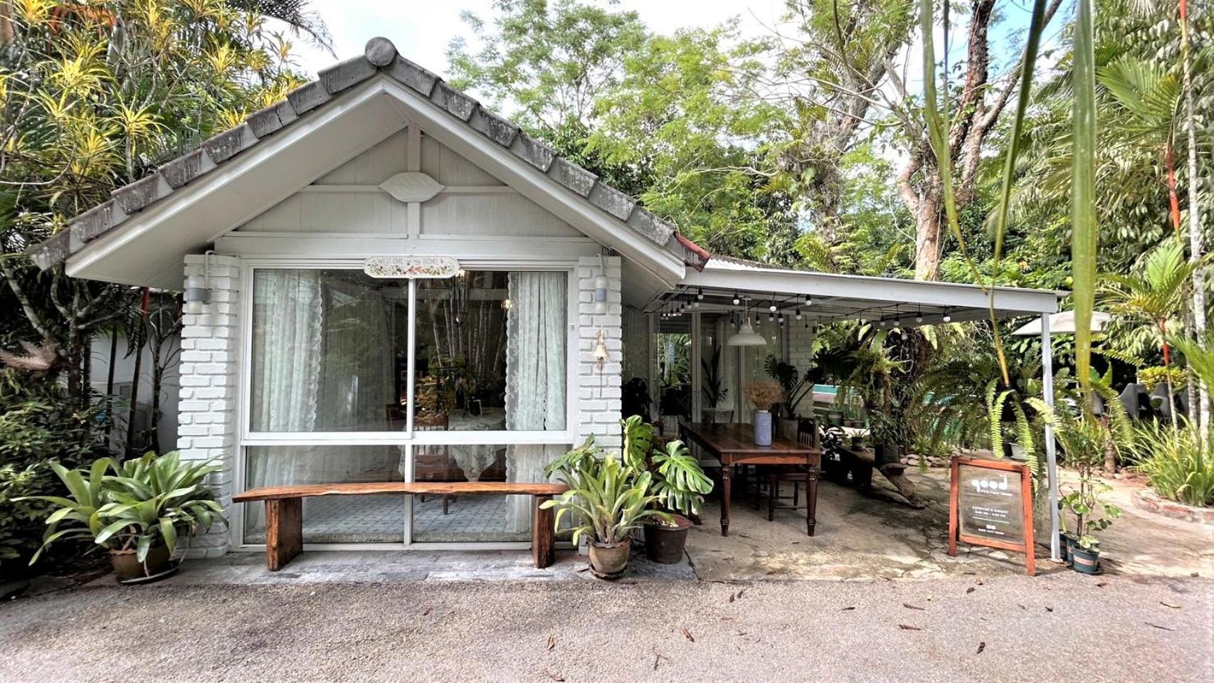 Blu Monkey Pooltara Krabi Hotel & Villas Pet Friendly Экстерьер фото